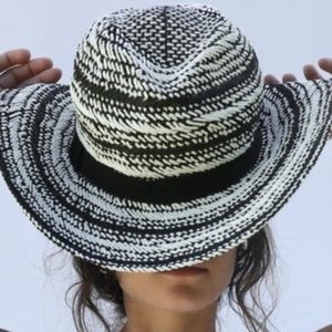 ZARA black and cream straw woven 3.5” wide brim boho floppy hat - women’…